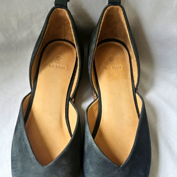 Brand New Bill Blass Sybil  Blue Grey Suede Pointed Toe Slip On Women's 6.5 - Picture 2 of 7